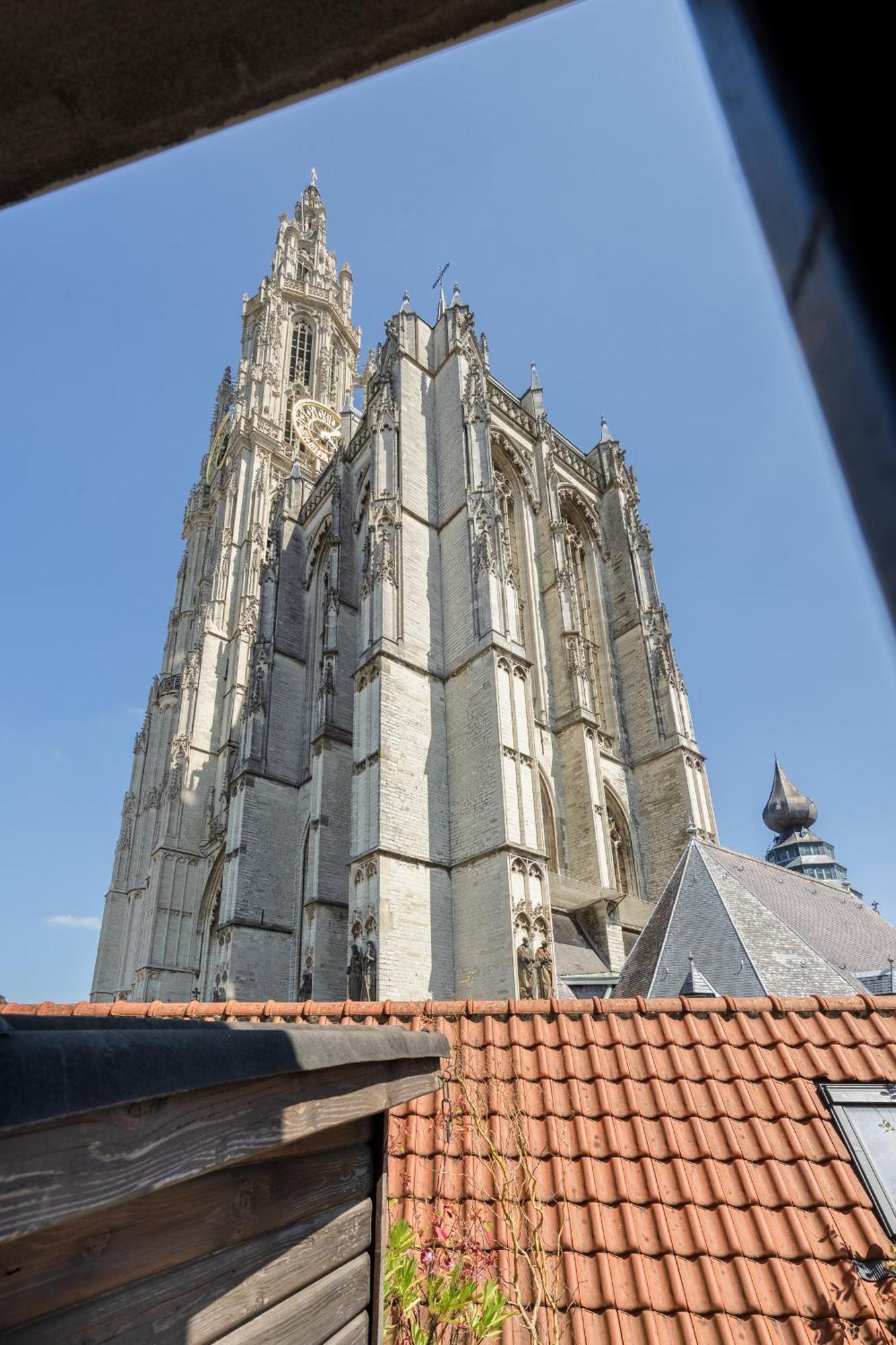 Tempel Cathedral Lodge In The Heart Of אנטוורפן מראה חיצוני תמונה